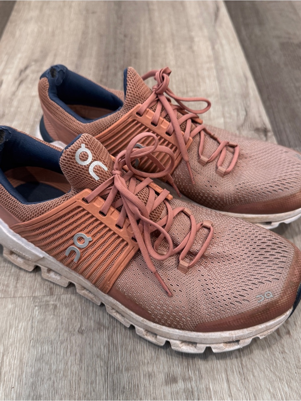 On Running Women's Pink/Tan Cloudflow Sneakers
